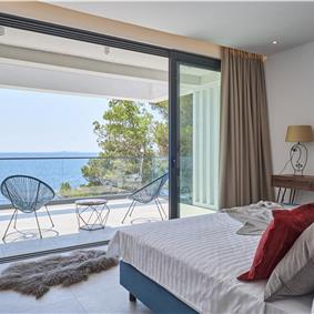 6 bedroom villa with infinity pool and sea views, Korcula Island, sleeps 12